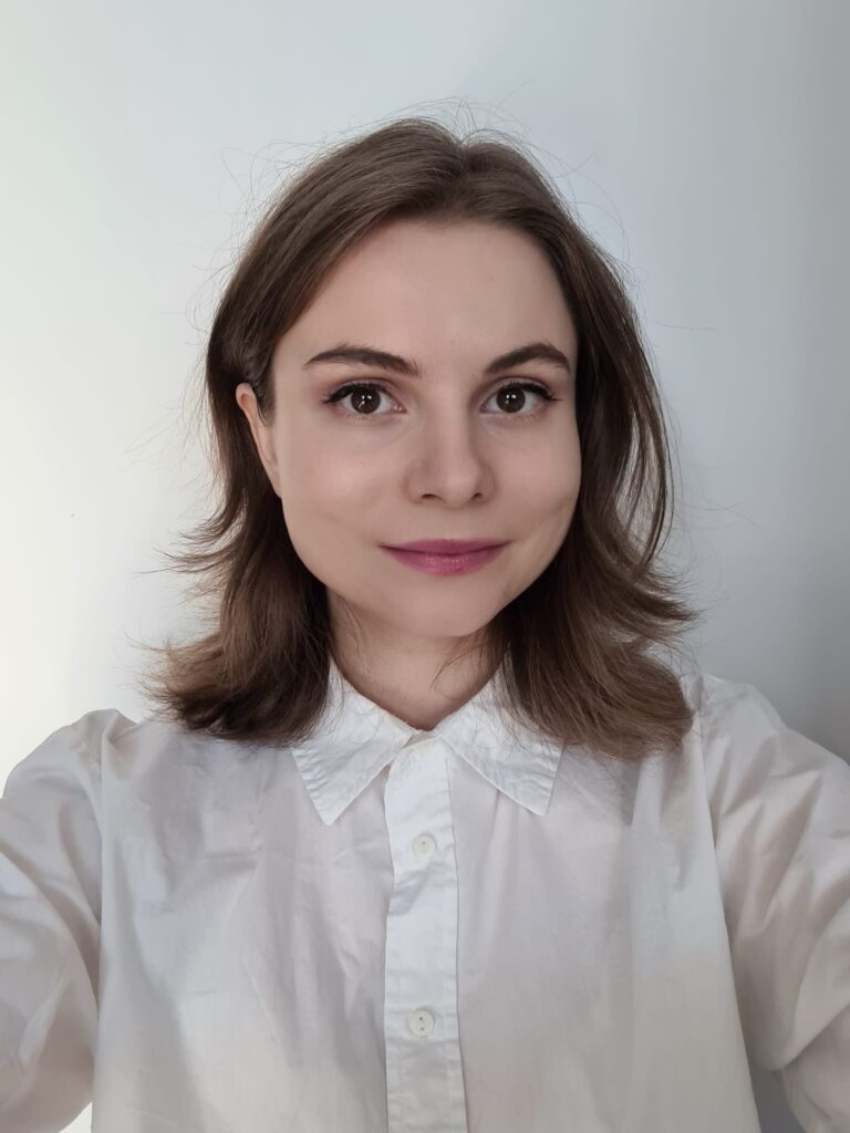Ana-Maria Lăzăruc